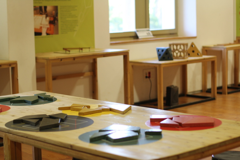 sala-geometria MMACA