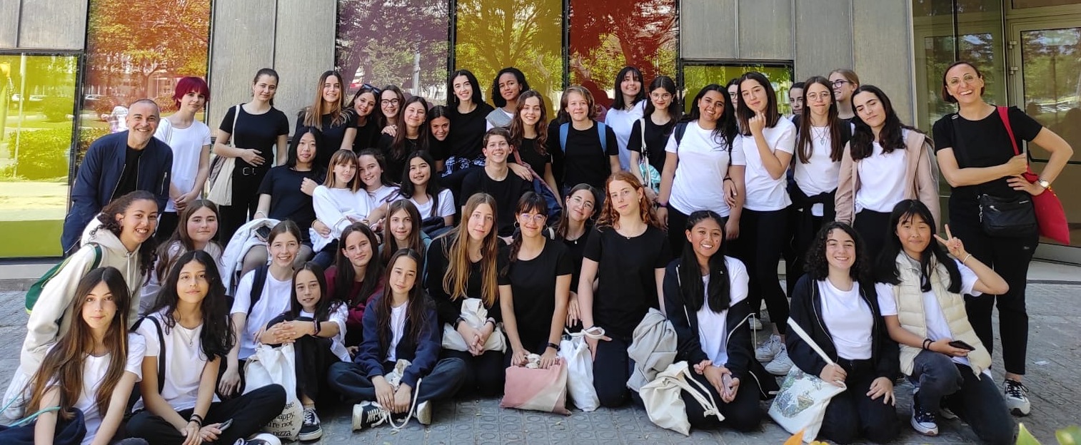 b76e83d4-5fc6-4e4c-b967-fe6de53c07eb